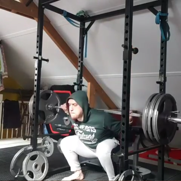 140kg squat
